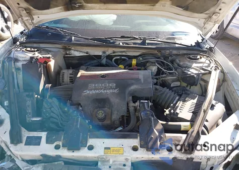 2000 Pontiac Grand Prix Gtp z USA, uszkodzony, nr VIN 1G2WR5217YF125528